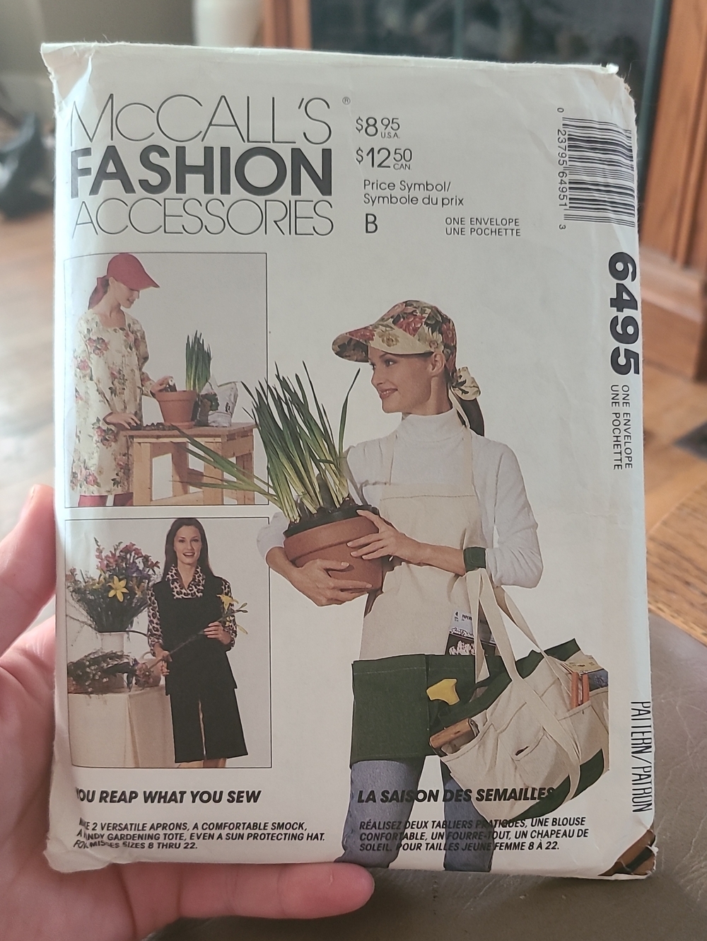 vintage 1993 McCall's 6495 gardening sewing pattern